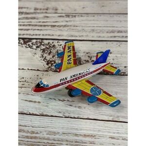 Vintage Pan American Am Tin Airplane